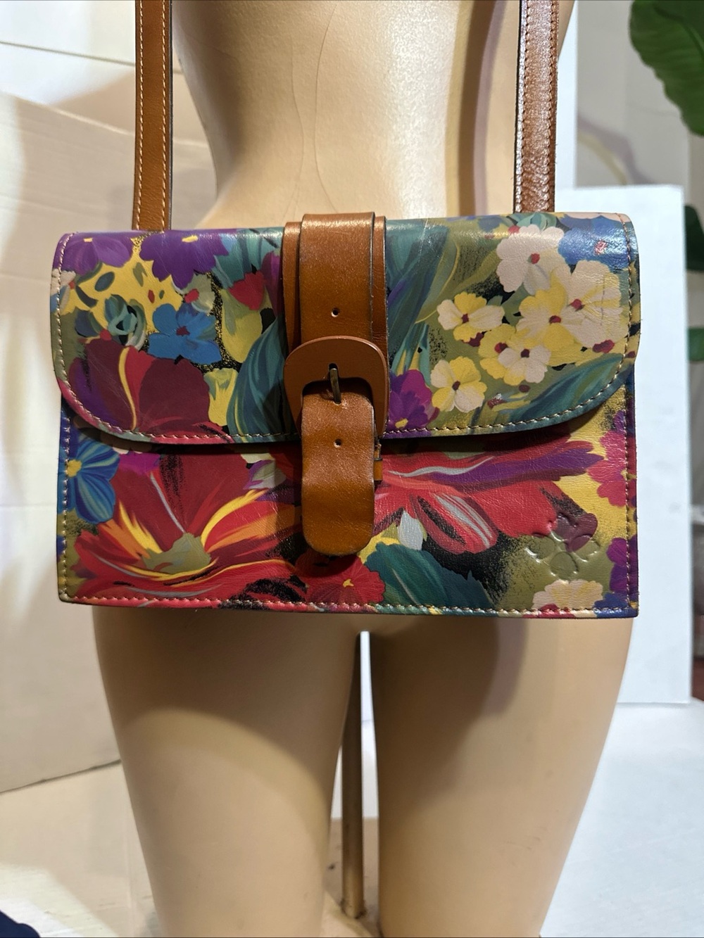 Patricia Nash Brown Multi-Color Floral Italian Leather CC Flap Snap Crossbody